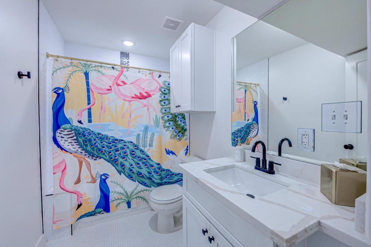 Utopia Studio Apartment Galveston Esterno foto